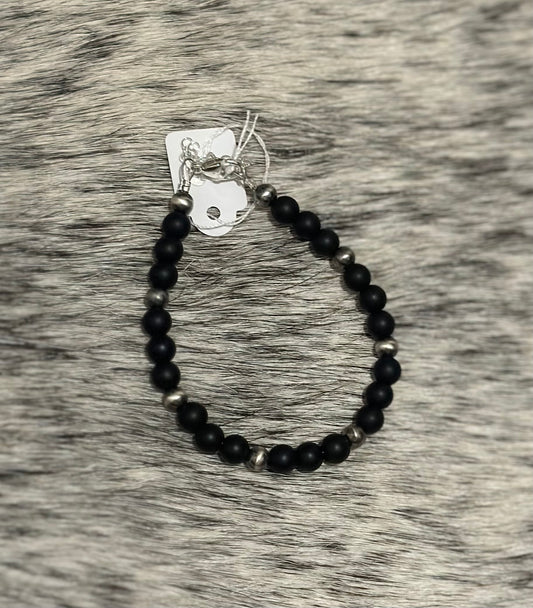 Matte black Onyx and Sterling Silver Pearl bracelet