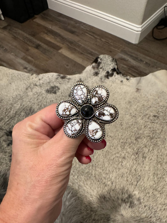 6 Stone Wild horse ring