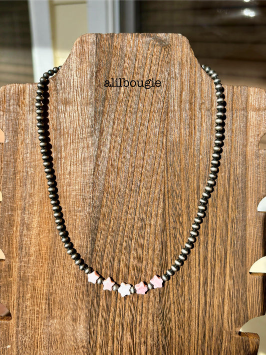 Queen Pink Conch Beaded Star Necklace